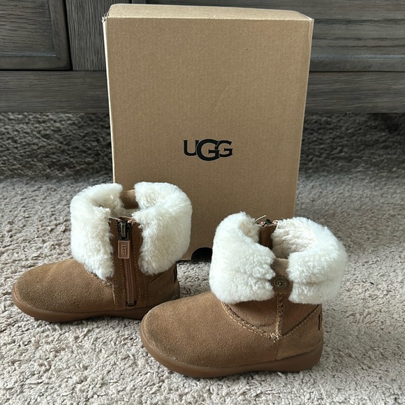 UGG Other - Baby girl UGG